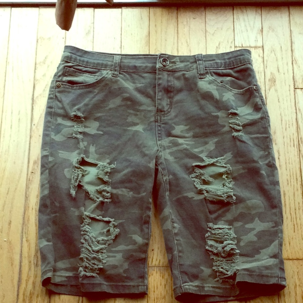 Camouflage shorts